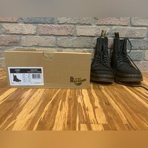 Dr Martens Combs boots black size 10